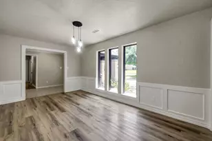 88 April Wind Dr S, Conroe, TX 77356 - Photo 5