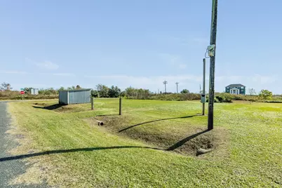 2326 Madison Avenue, Port Bolivar, TX 77650 - Photo 7