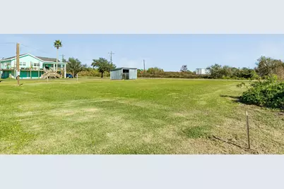 2326 Madison Avenue, Port Bolivar, TX 77650 - Photo 3