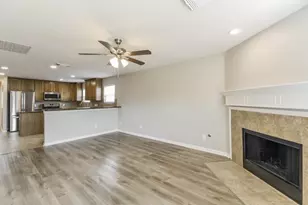 4703 Montclair Hill Ln, Fresno, TX 77545 - Photo 5