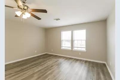 4703 Montclair Hill Lane, Fresno, TX 77545 - Photo 9