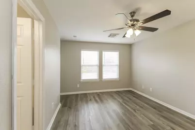 4703 Montclair Hill Lane, Fresno, TX 77545 - Photo 11