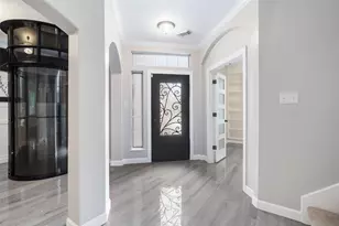 315 Blossomwood Dr, League City, TX 77573 - Photo 5