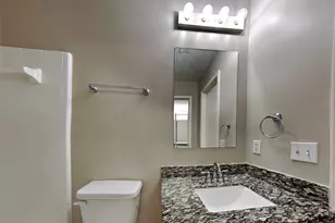 16130 Canaridge Dr, Houston, TX 77053 - Photo 15