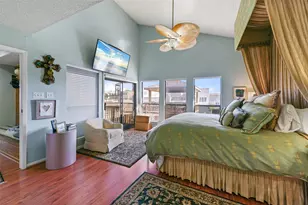 3408 Jolly Roger Cir, Galveston, TX 77554 - Photo 13