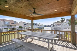 3408 Jolly Roger Cir, Galveston, TX 77554 - Photo 27