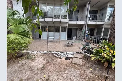 8211 Katy Freeway #16, Houston, TX 77024 - Photo 9