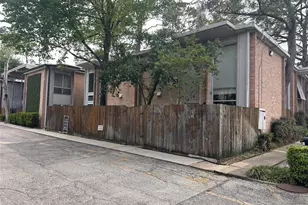 8211 Katy Fwy, Houston, TX 77024 - Photo 15