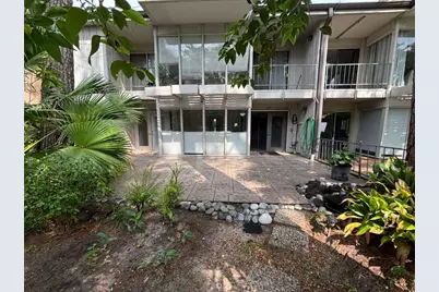8211 Katy Freeway #16, Houston, TX 77024 - Photo 13