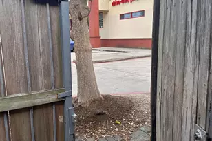 8211 Katy Fwy, Houston, TX 77024 - Photo 19