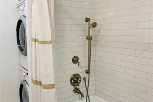 8211 Katy Fwy, Houston, TX 77024 - Photo 7