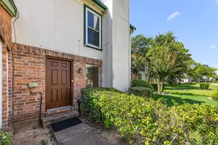 7835 Bateman Ln, Houston, TX 77088 - Photo 3