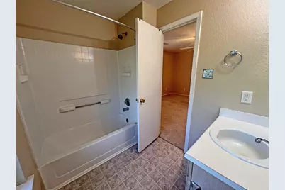 21016 Aldens Oak, Kingwood, TX 77339 - Photo 13