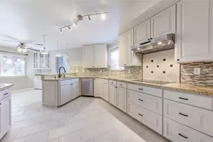 14107 Cherry Mound Rd, Houston, TX 77077 - Photo 23