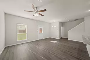 3516 Lazy J St, Houston, TX 77053 - Photo 3