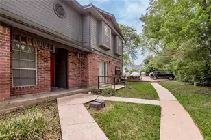 1228 Ave O, Huntsville, TX 77340 - Photo 3