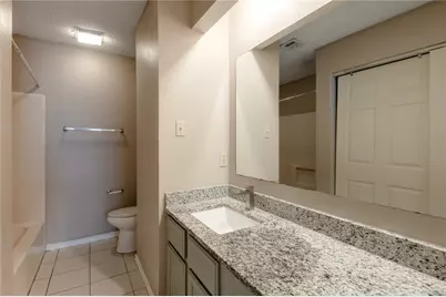1228 Avenue O #H, Huntsville, TX 77340 - Photo 17