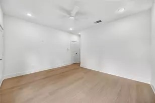 961 Ringold St, Houston, TX 77088 - Photo 13