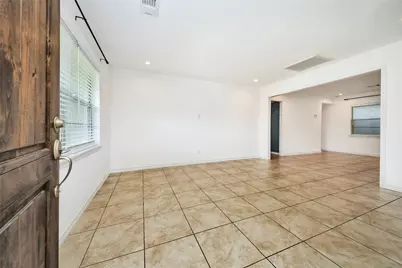 706 Arvana Street, Houston, TX 77034 - Photo 9