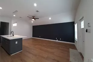 4530 Mayflower St, Houston, TX 77051 - Photo 5