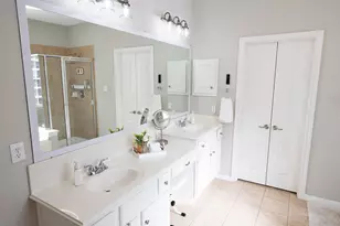 86 Oriel Oaks Cir, The Woodlands, TX 77382 - Photo 29