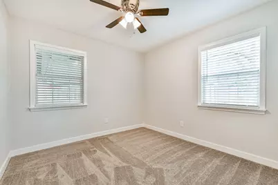 10202 Elmhurst Street, Houston, TX 77075 - Photo 25