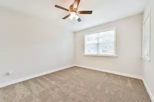 10202 Elmhurst St, Houston, TX 77075 - Photo 23