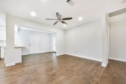 10202 Elmhurst Street, Houston, TX 77075 - Photo 15