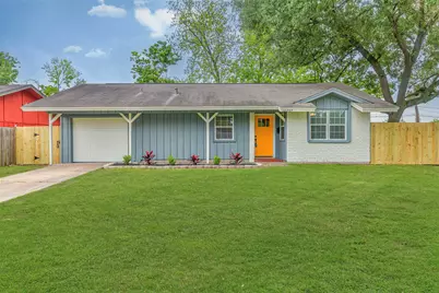 10202 Elmhurst Street, Houston, TX 77075 - Photo 1