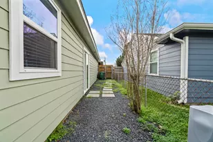 7511 Magnolia St, Houston, TX 77023 - Photo 25