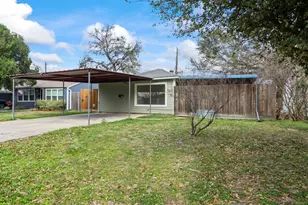 7511 Magnolia St, Houston, TX 77023 - Photo 9