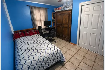 11201 Muscatine Street, Houston, TX 77029 - Photo 9