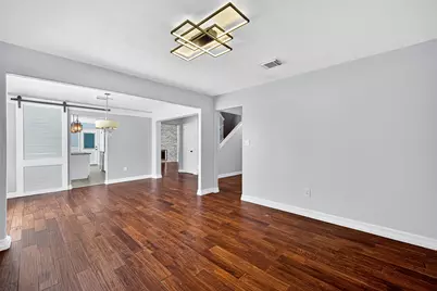 638 Meadow Knoll Drive, Stafford, TX 77477 - Photo 9