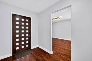 638 Meadow Knoll Dr, Stafford, TX 77477 - Photo 1