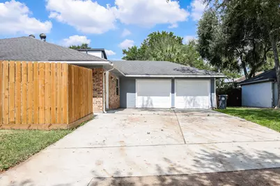 1802 Elmwood Court, Sugar Land, TX 77498 - Photo 19