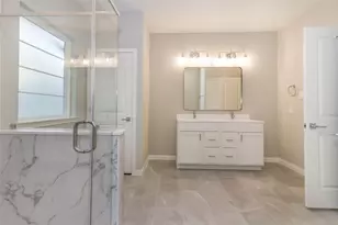 9910 Clark Rd, Houston, TX 77076 - Photo 11