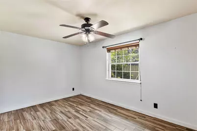 326 Broad Ripple Drive, Houston, TX 77336 - Photo 21