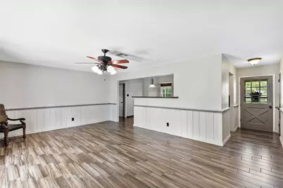 326 Broad Ripple Drive, Houston, TX 77336 - Photo 13