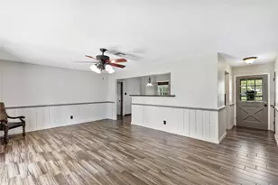 326 Broad Ripple Dr, Houston, TX 77336 - Photo 13