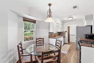 326 Broad Ripple Dr, Houston, TX 77336 - Photo 11