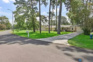 326 Broad Ripple Dr, Houston, TX 77336 - Photo 5