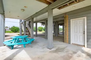 17629 Termini-San Luis Pass Rd, Galveston, TX 77554 - Photo 25