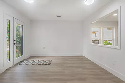 4334 Lake Grove Drive, Seabrook, TX 77586 - Photo 11