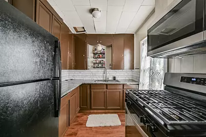707 W 5th Street, Freeport, TX 77541 - Photo 11