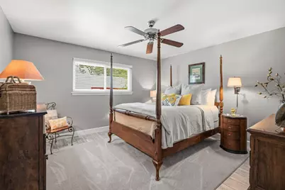 2017 Victoria Court, League City, TX 77573 - Photo 15