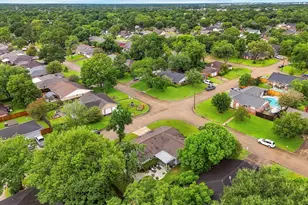 2017 Victoria Ct, League City, TX 77573 - Photo 29