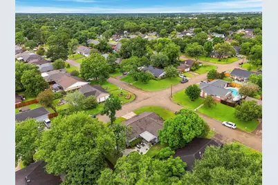 2017 Victoria Court, League City, TX 77573 - Photo 29