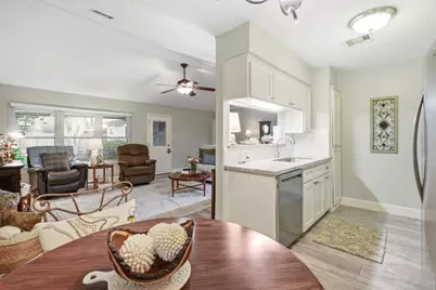 2017 Victoria Court, League City, TX 77573 - Photo 7