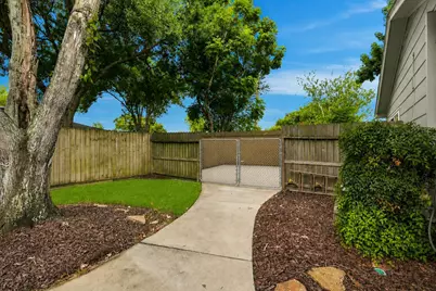 2017 Victoria Court, League City, TX 77573 - Photo 25
