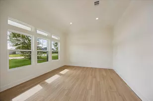 3134 W Tower, Santa Fe, TX 77517 - Photo 5
